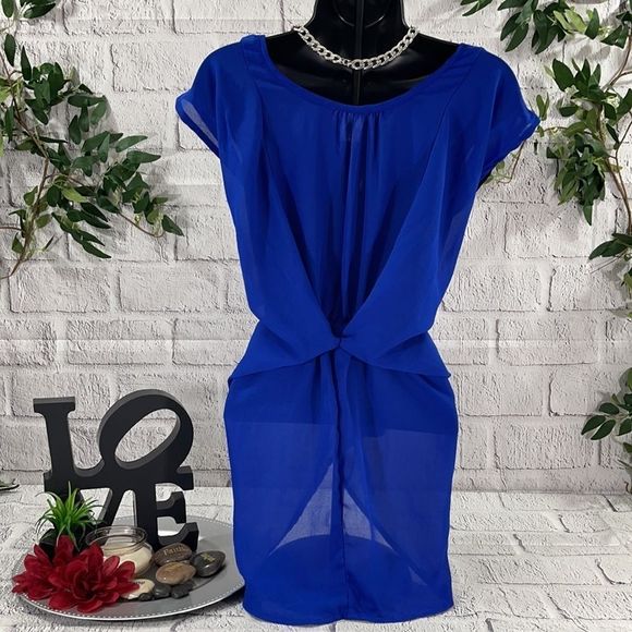 Women’s Dots Blue Draped Detailed Back Sheer Short Sleeve Blouse (XL) CA08 - Picture 2 of 7